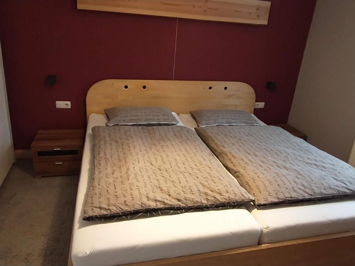 Chill Out 1 Apartment Sulzbach am Main Ruang foto